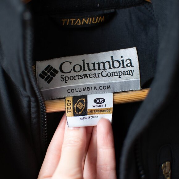 Columbia Titanium XS Woman's Jacket - Picture 11 of 16
